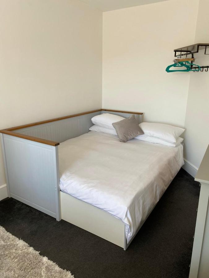 Burgess Yard 2-Bedroom Cottage, Bath Esterno foto