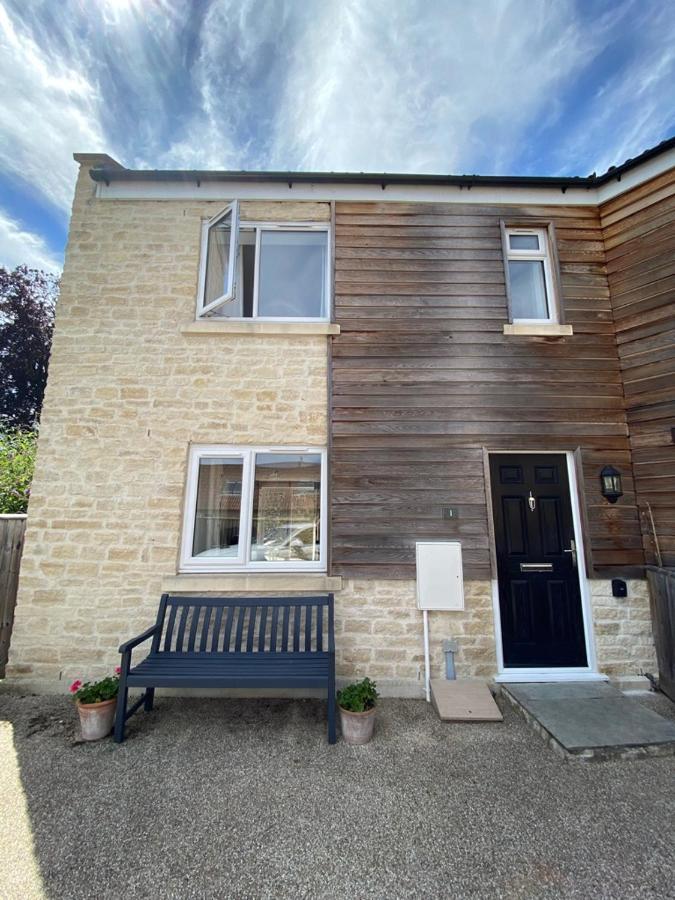 Burgess Yard 2-Bedroom Cottage, Bath Esterno foto