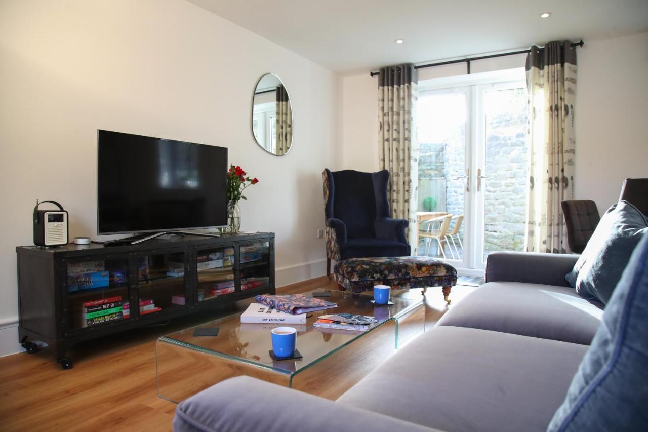 Burgess Yard 2-Bedroom Cottage, Bath Esterno foto