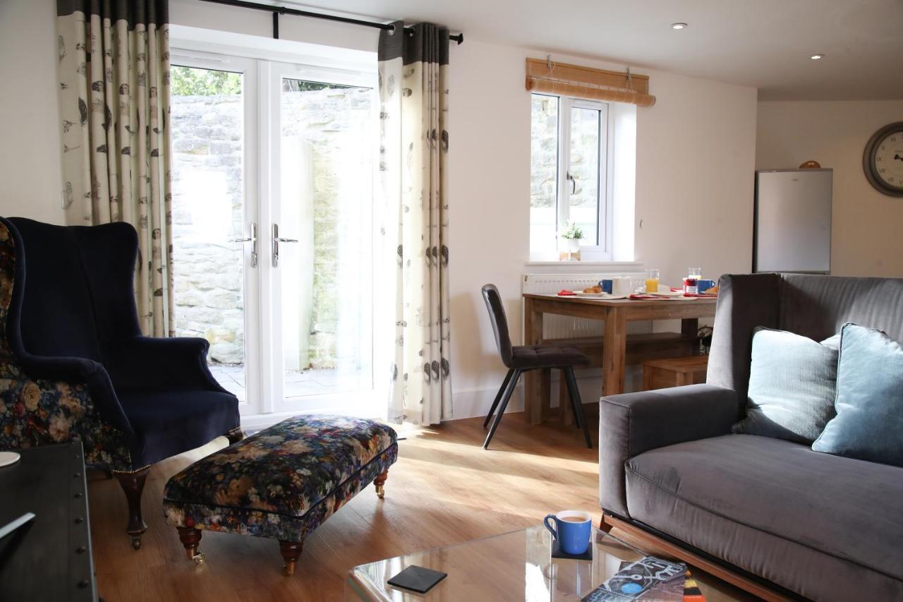 Burgess Yard 2-Bedroom Cottage, Bath Esterno foto