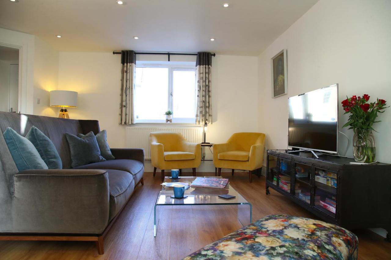 Burgess Yard 2-Bedroom Cottage, Bath Esterno foto