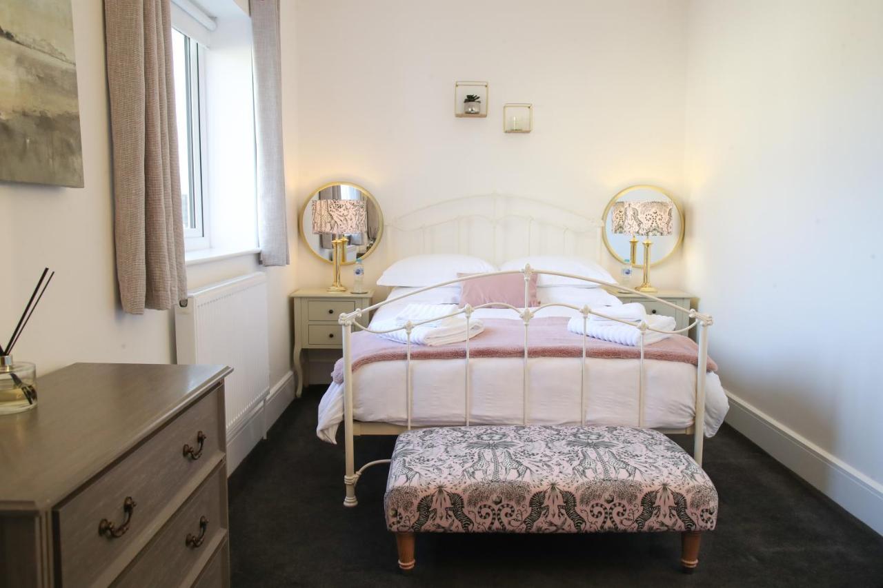 Burgess Yard 2-Bedroom Cottage, Bath Esterno foto